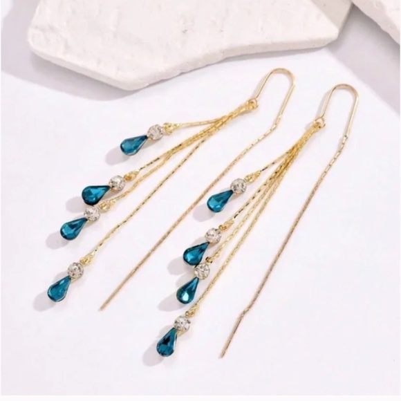 ✨FREE Rain Drop Rhinestone Tiered Chic Glam Elegant Classy Modern Party Earrings - Picture 1 of 4